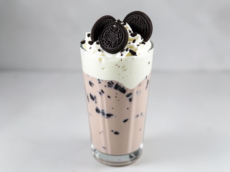 Oreo Crush Milk at Rokn Al Shay Cafeteria